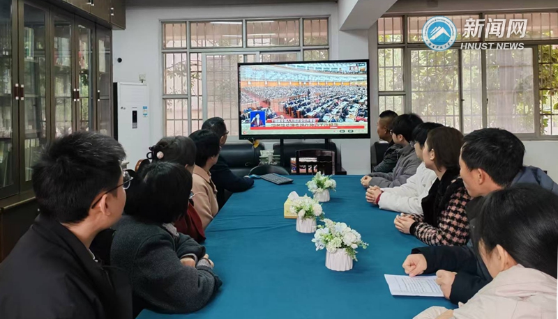 077b1fec8ea740ef81020efc8a30c468.jpg 077b1fec8ea740ef81020efc8a30c468.jpg